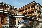 001 Shangria Hotel